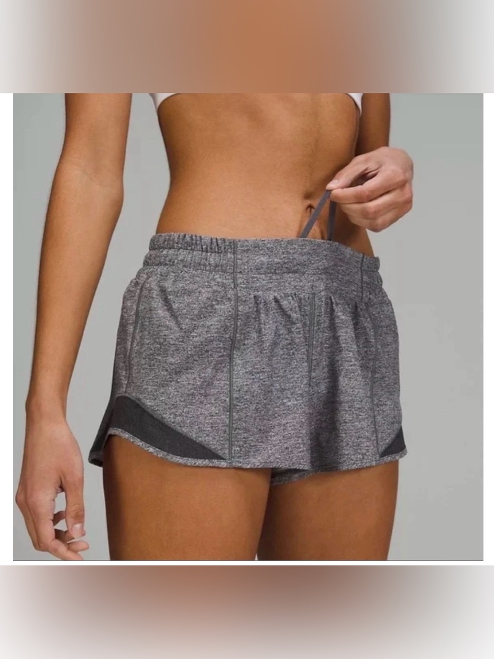 Lululemon Hotty Hot Shorts Size 6 Heathered Grey Sporty Trendy